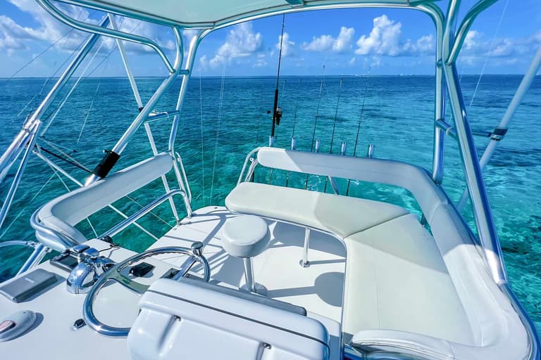 38ft Rampage Express charter boat — view 3