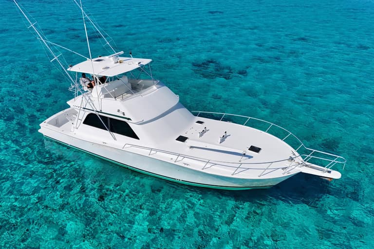 57ft Viking Convertible charter boat — view 2