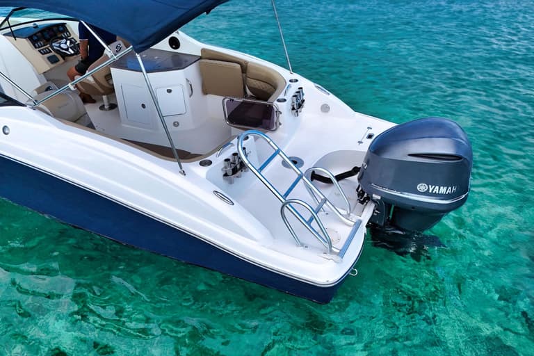 27ft Hurricane Sundeck charter boat — view 2