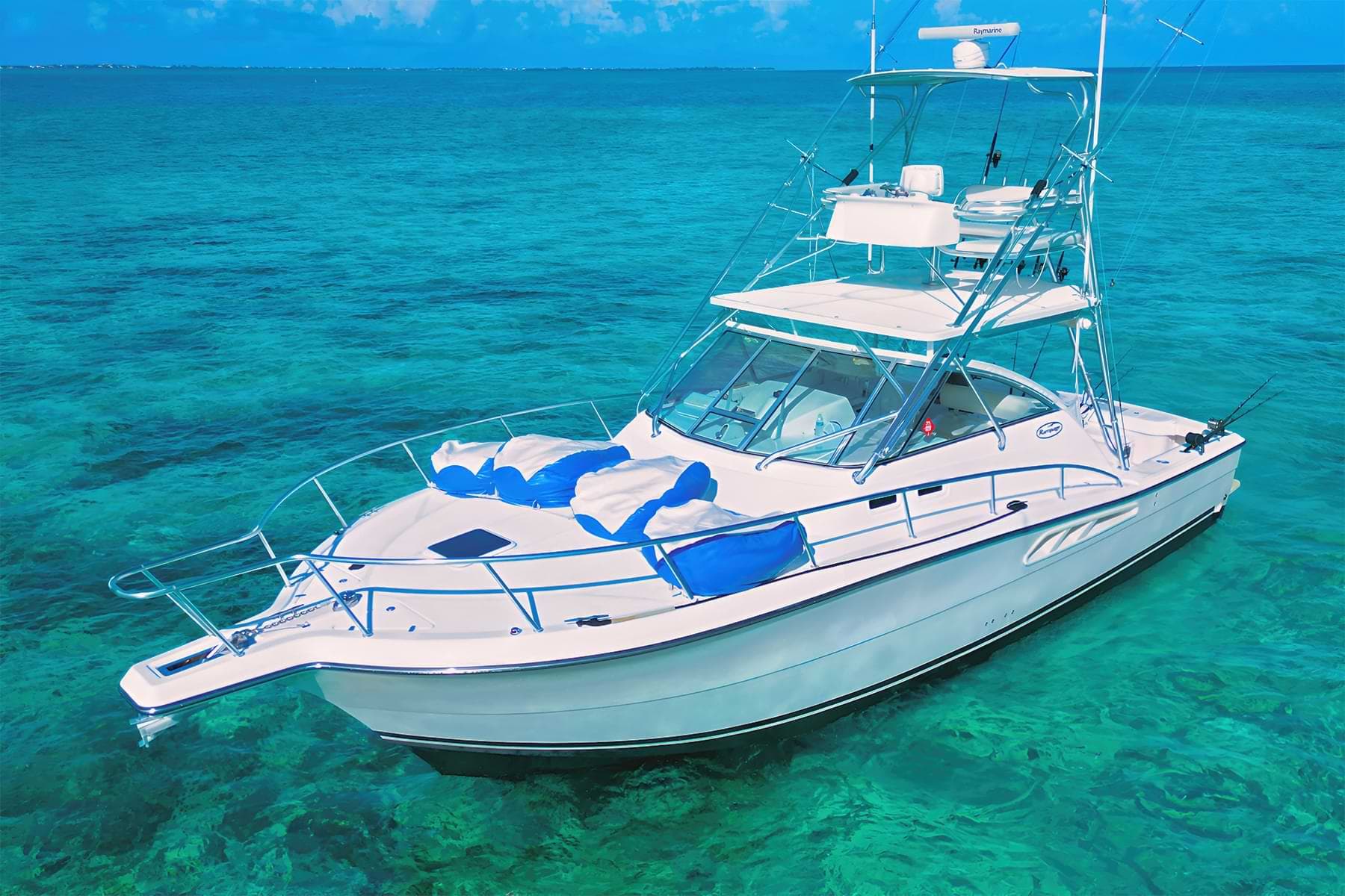 38ft Rampage Express charter boat in Grand Cayman