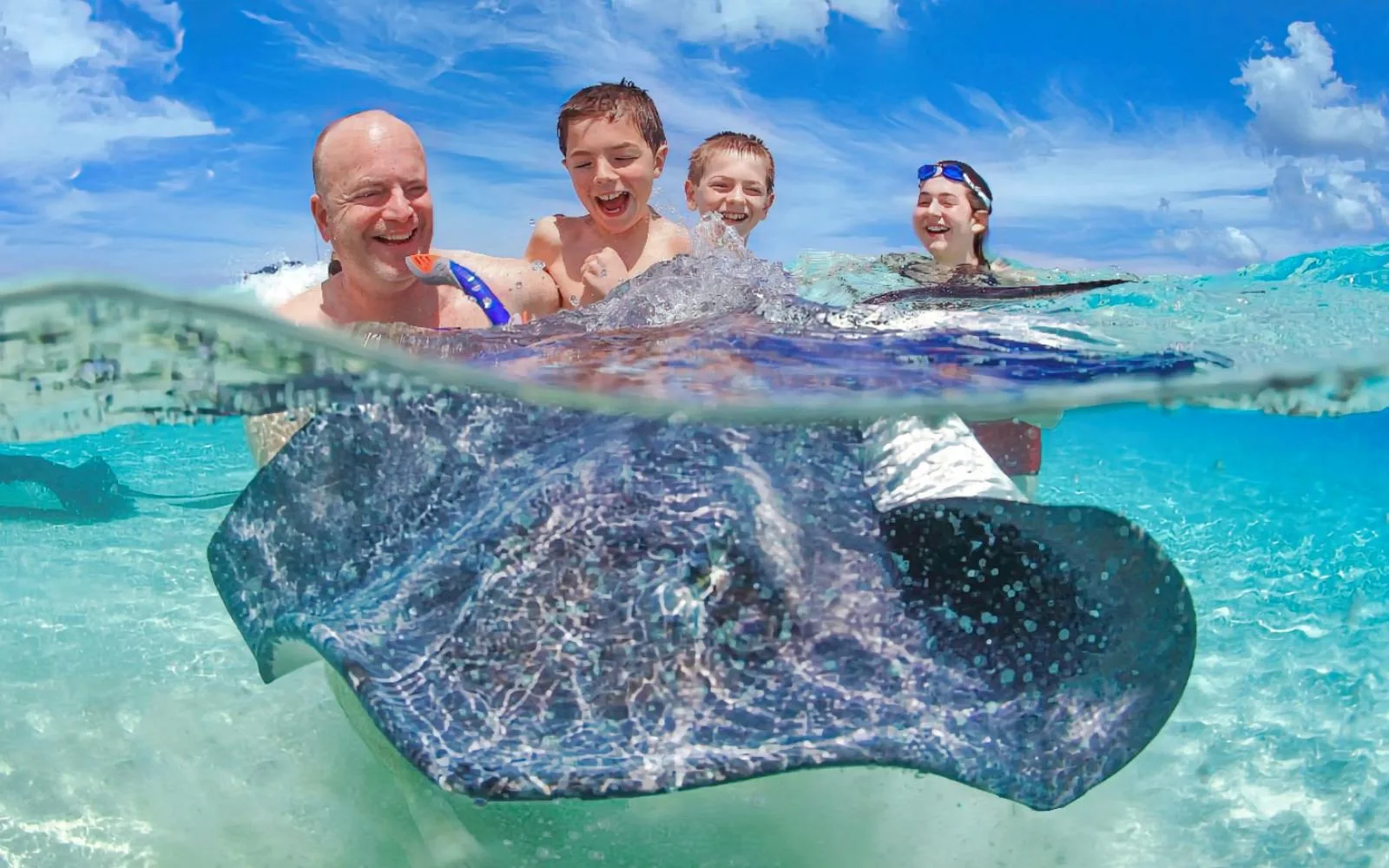 Stingray City Boat Charter in Grand Cayman